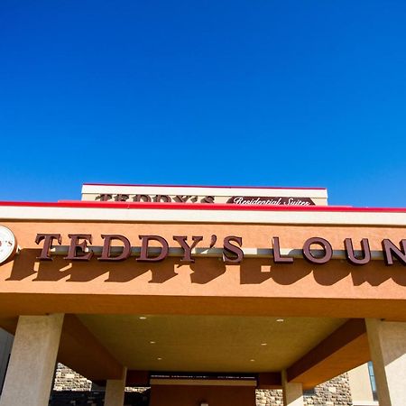 Teddy'S Residential Suites Watford City מראה חיצוני תמונה