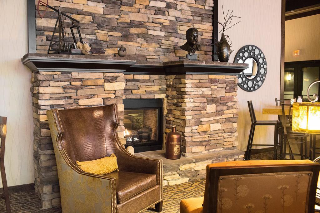 Teddy'S Residential Suites Watford City מראה חיצוני תמונה