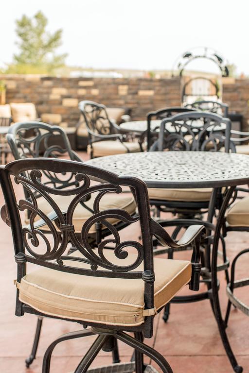 Teddy'S Residential Suites Watford City מראה חיצוני תמונה