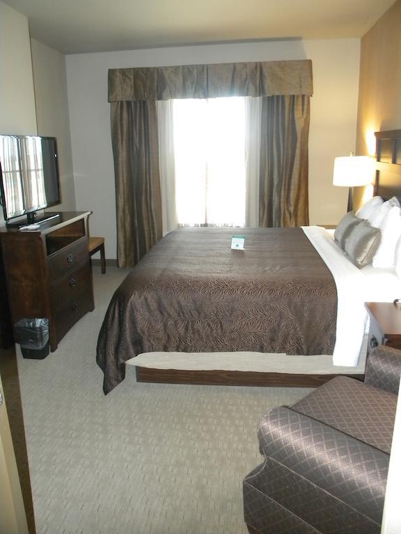 Teddy'S Residential Suites Watford City מראה חיצוני תמונה