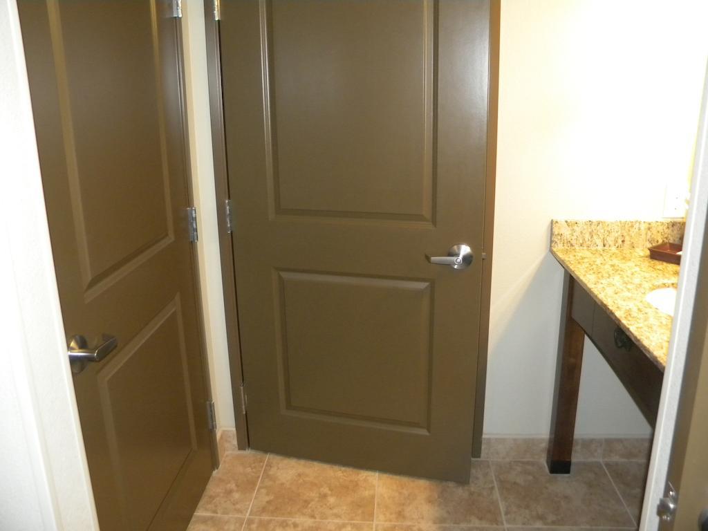 Teddy'S Residential Suites Watford City מראה חיצוני תמונה