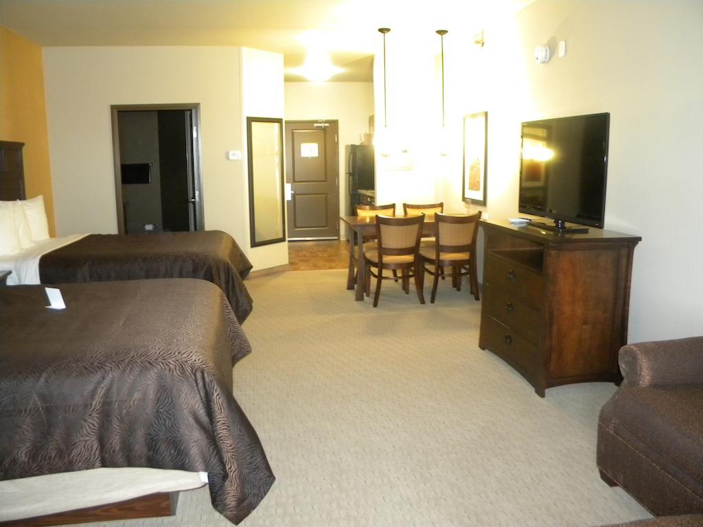 Teddy'S Residential Suites Watford City מראה חיצוני תמונה