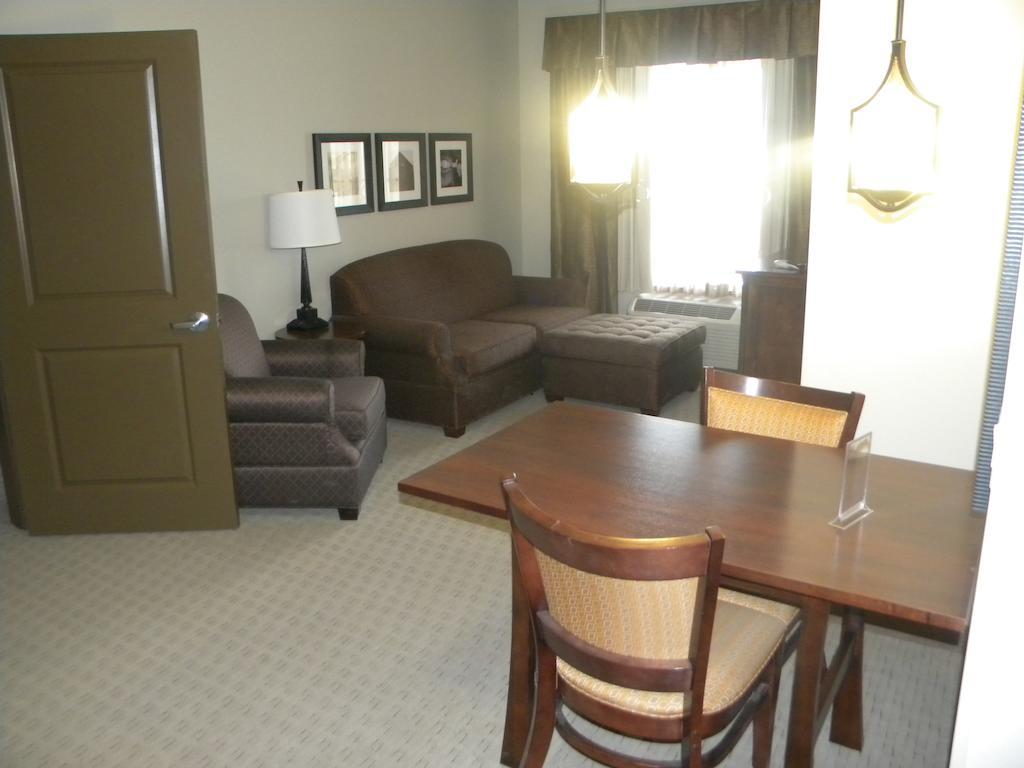 Teddy'S Residential Suites Watford City מראה חיצוני תמונה