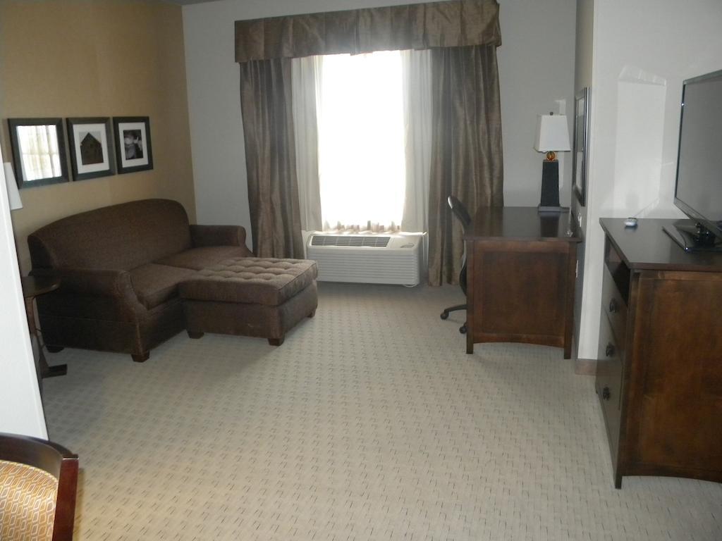 Teddy'S Residential Suites Watford City מראה חיצוני תמונה
